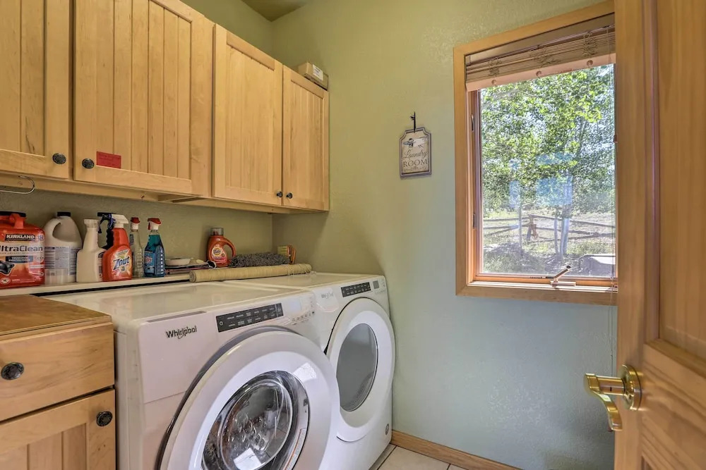 Ski + Bike: Home w/ Deck & Hot Tub in Granby!