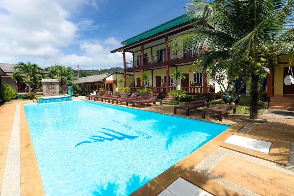 Sleep In Lanta Resort