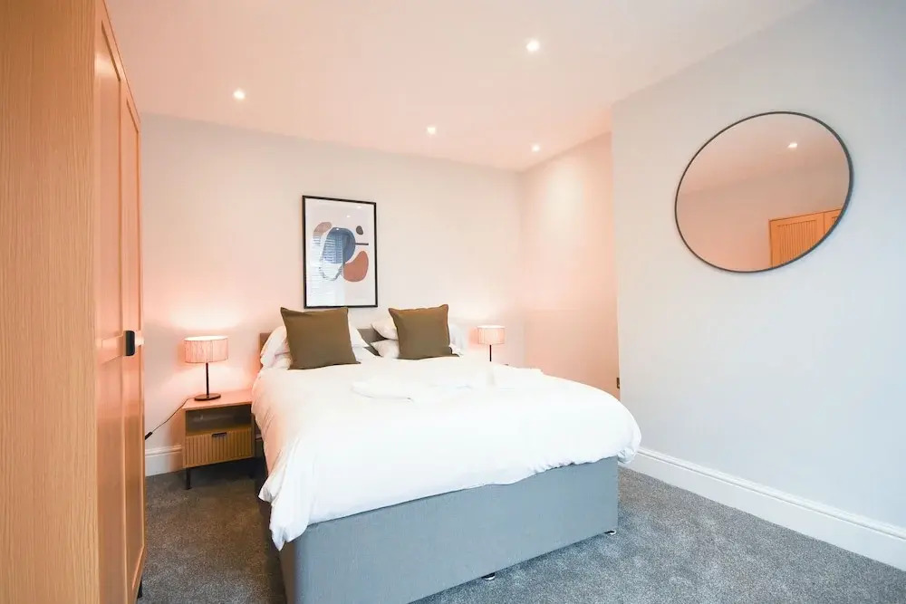 Boughton House Apartments by Guestz