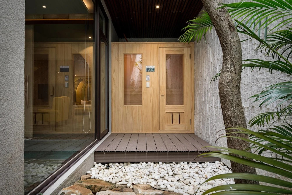 Icolour Villa Motel