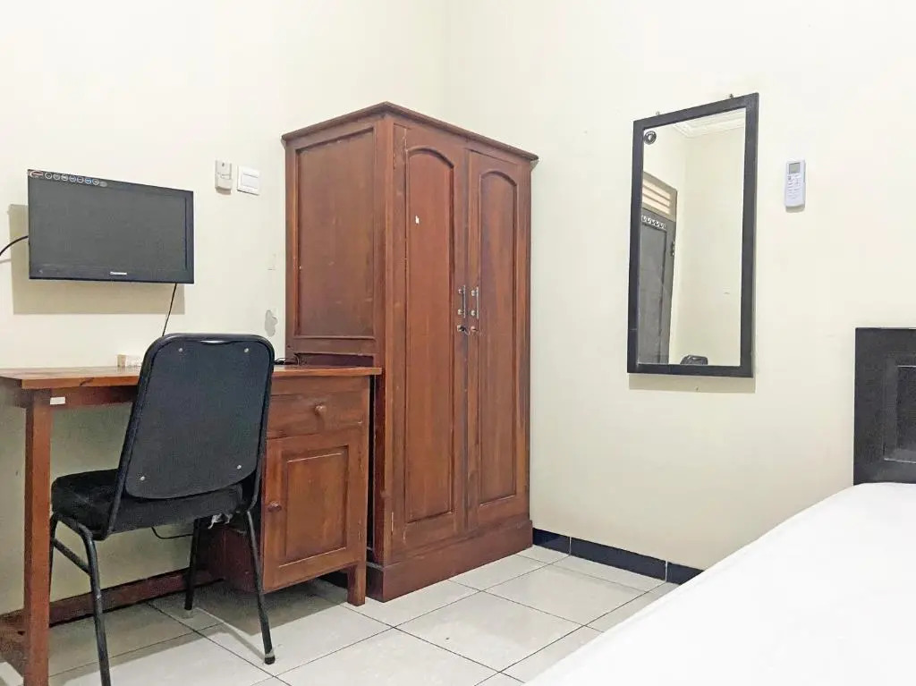 SPOT ON 92042 Sumber Rejo Homestay