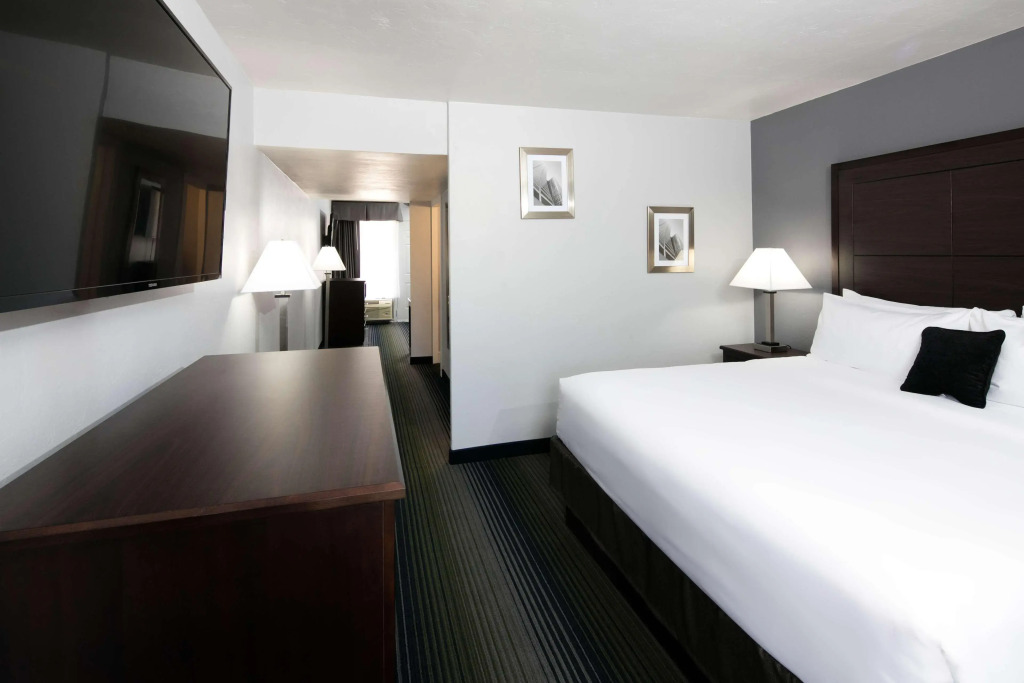Red Lion Inn & Suites Tucson Downtown