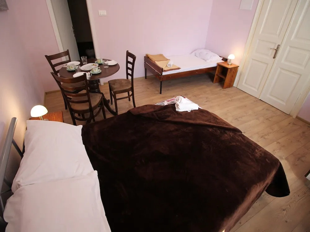 Apartment Ivona CK 1
