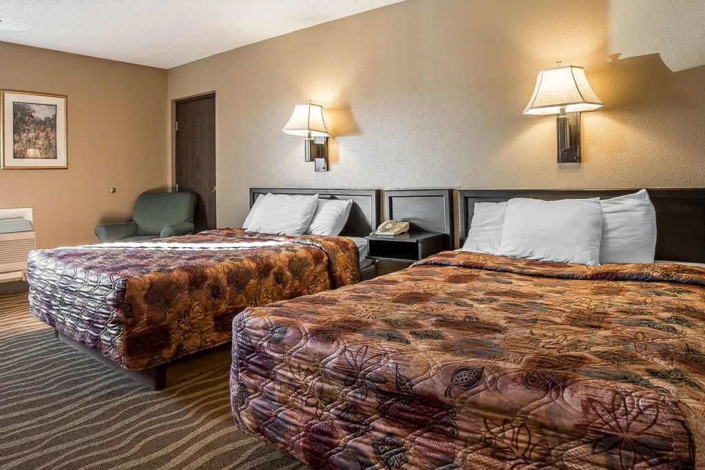 Rodeway Inn Cheyenne I-80 East
