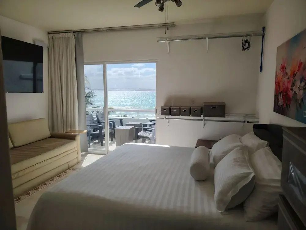 Beach front-Ocean View Studio -Hotel Sunset Fishermen condo 344/C