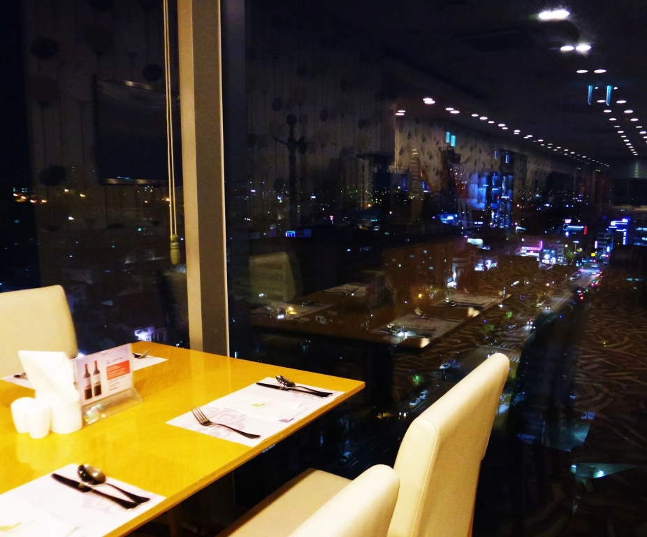 Harbor Park Hotel