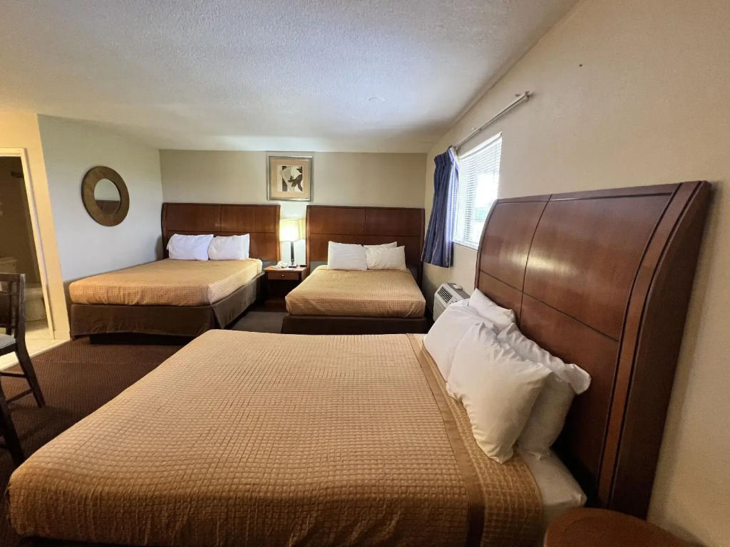 Americas Best Value Inn - Edna