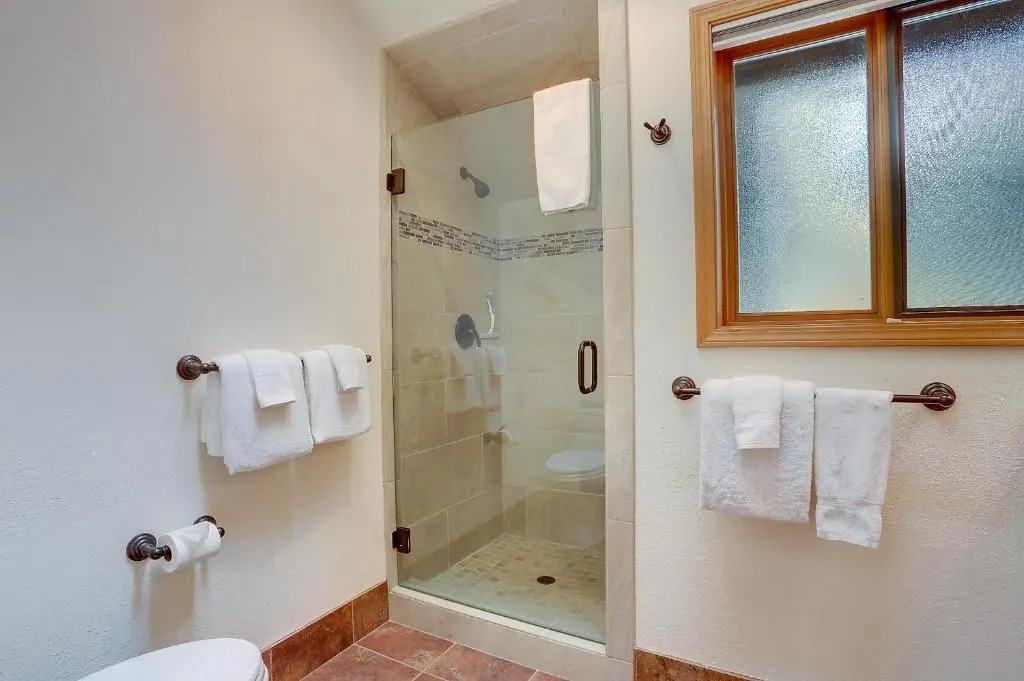7 Cedar-Forest Views-3BR/2BA