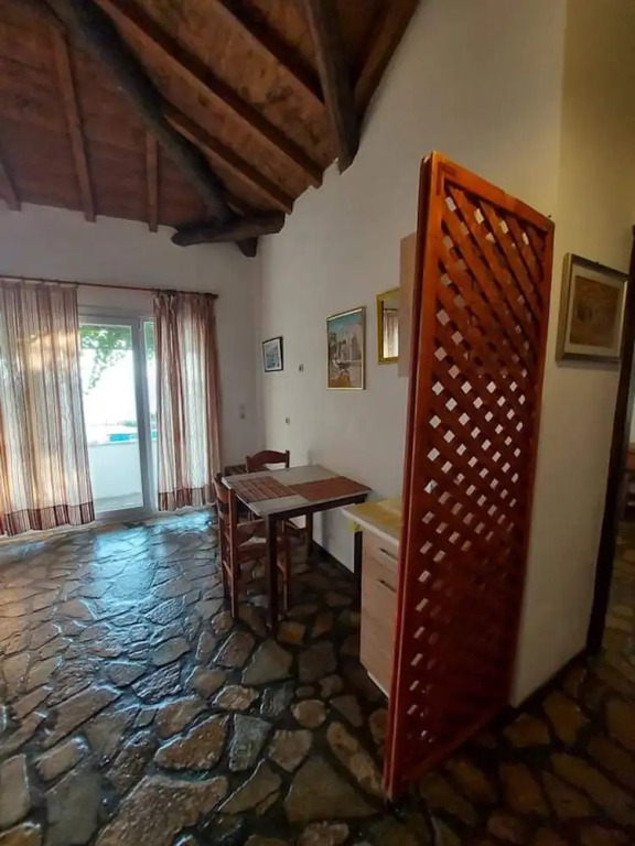 Apartment 800m From Koumeika, Samos