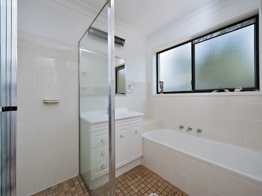 Beach House, 5 Gretel Close