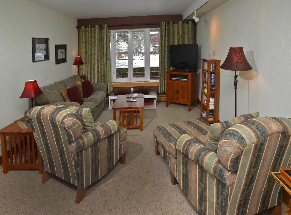 Vail Trails East #10b 1 Bedroom 1 Bathroom Condo