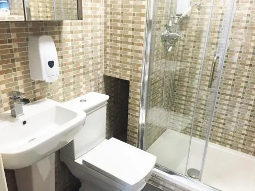 Wellesley Road Apartments