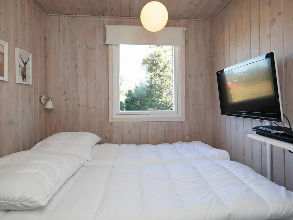 6 Person Holiday Home in Oksbol