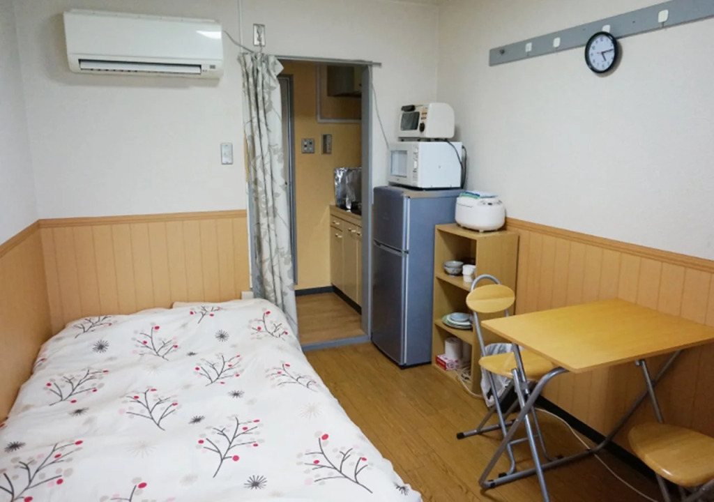Daily Apartment House Gojo Ivy