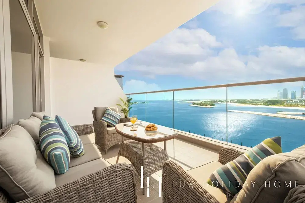 LUX - Opulent Island Suite 6