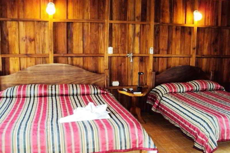 Arenal Roca Lodge & Bungalows