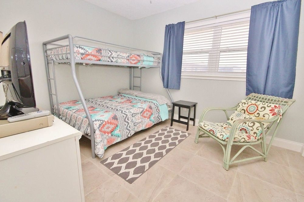 Sea Coast Gardens III 507 Apartment 2