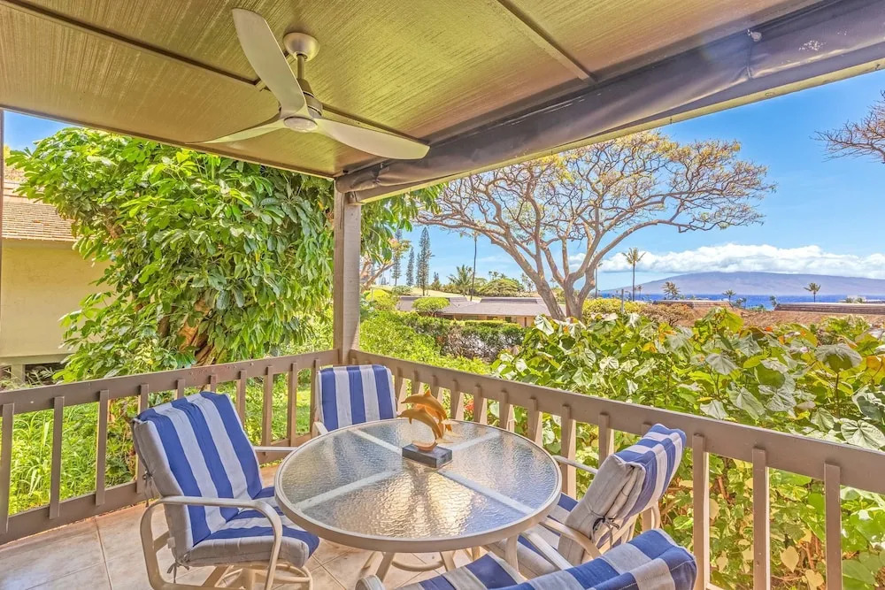 Ocean View Kaanapali Condo w 2 Lanais Loft AC Pool Walk to Beach