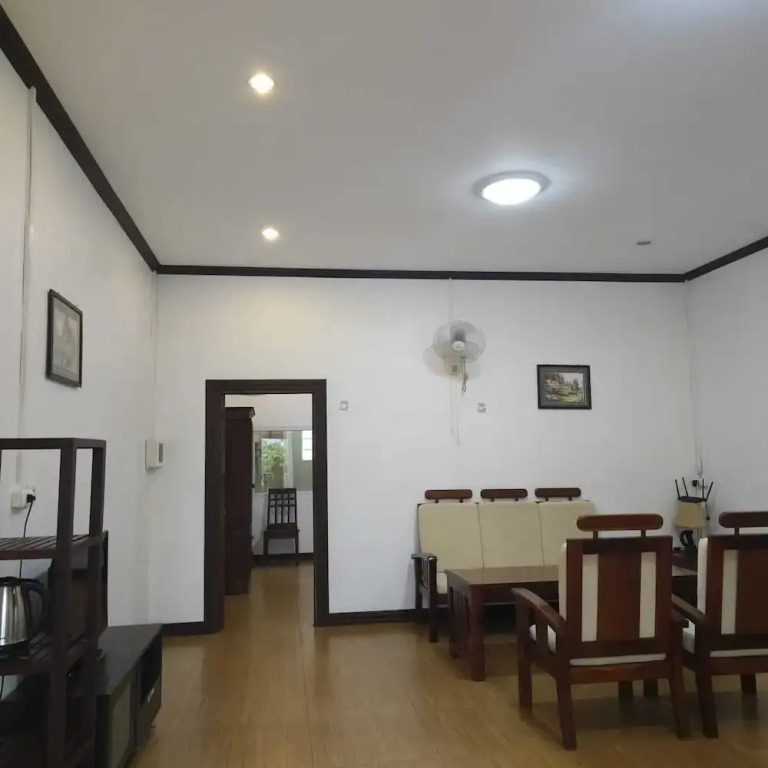 Ali Xayathit Apartment & Hotel