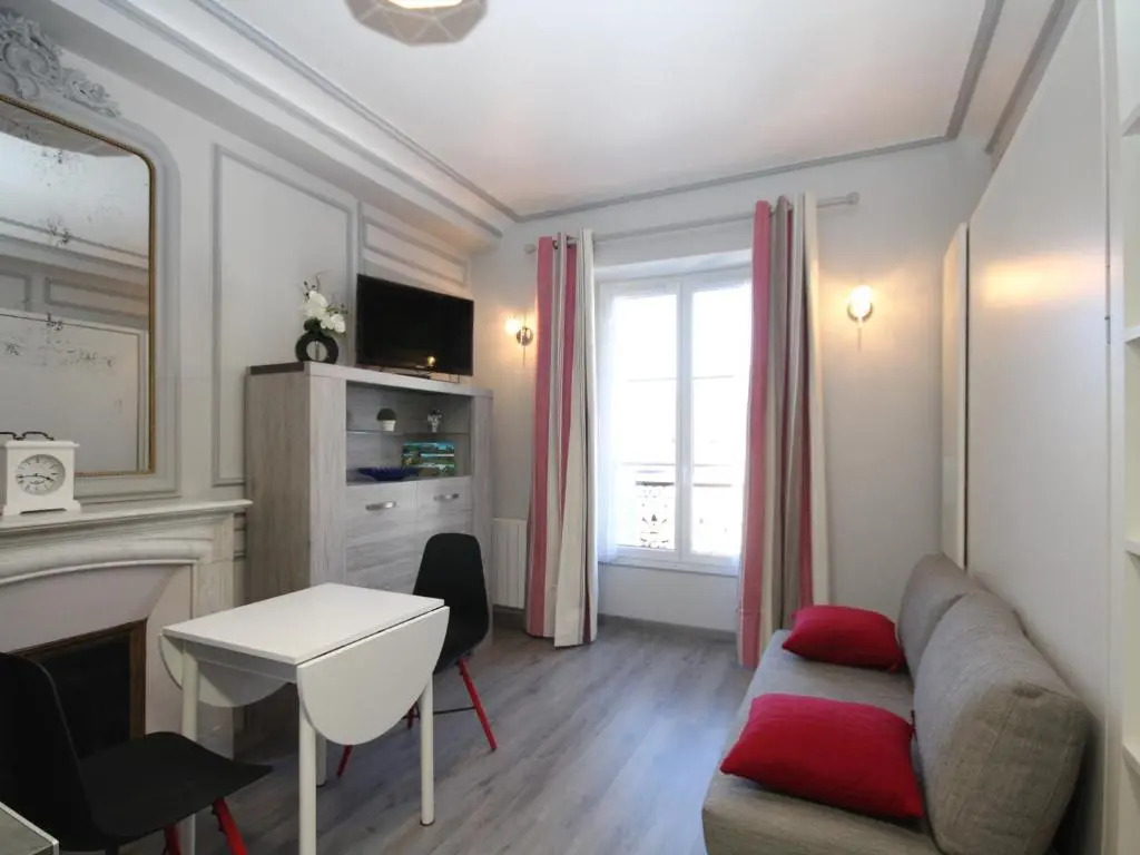 Appartement Mont-Dore, 1 pièce, 2 personnes - FR-1-608-103