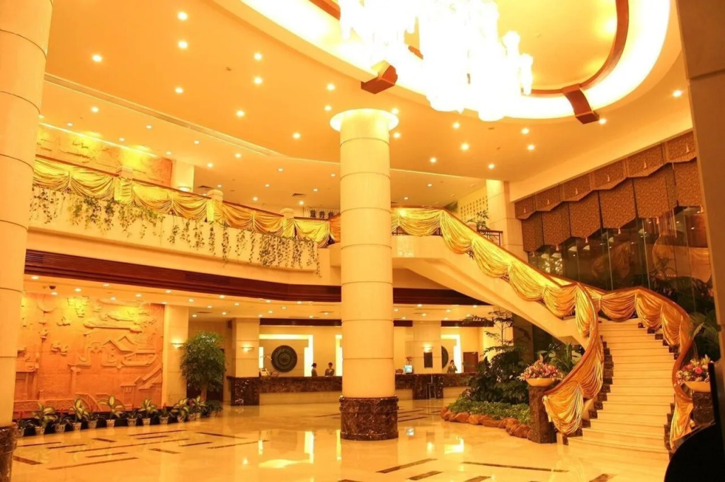 Fangzhong Sunshine Hotel - Dongguan
