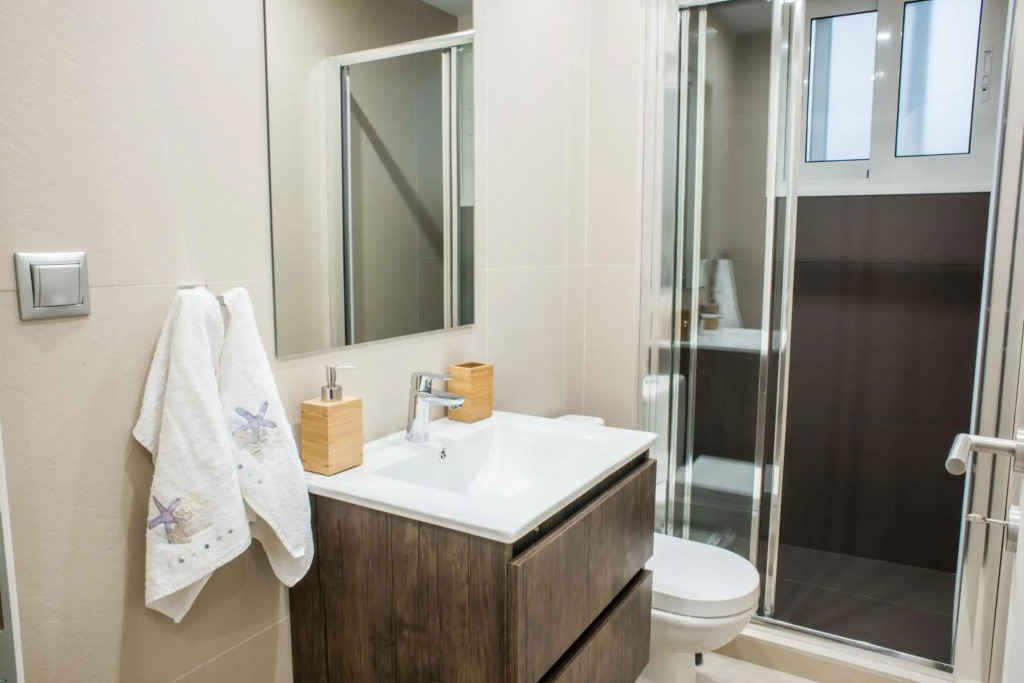 A21 Pristine Suite a breath away from Parthenoon!