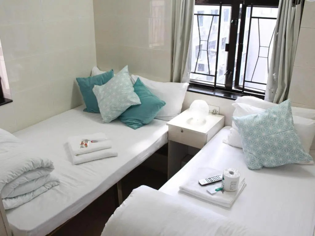 New Yan Yan Guest House reception 9th floor Flat E4 E6