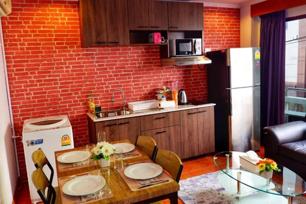 Patong Central Residence and Apartment