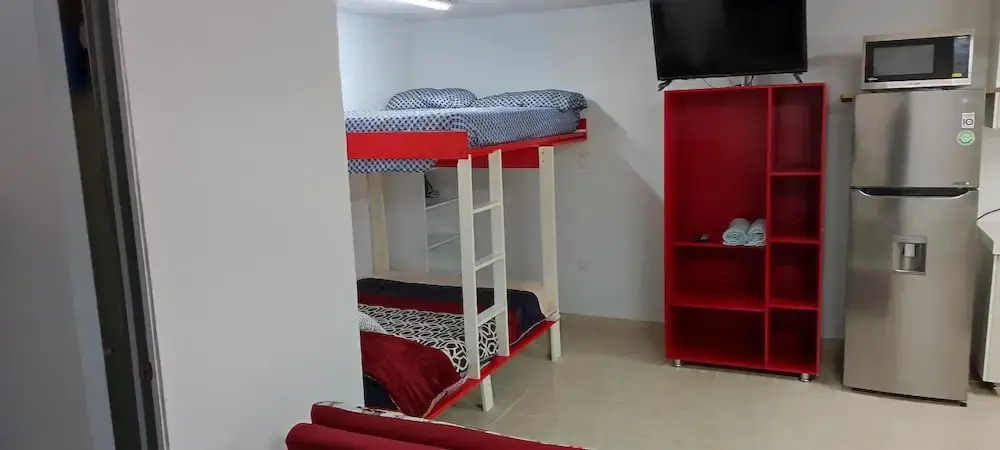 Room in Studio - New Basement Loft With all the Amenities