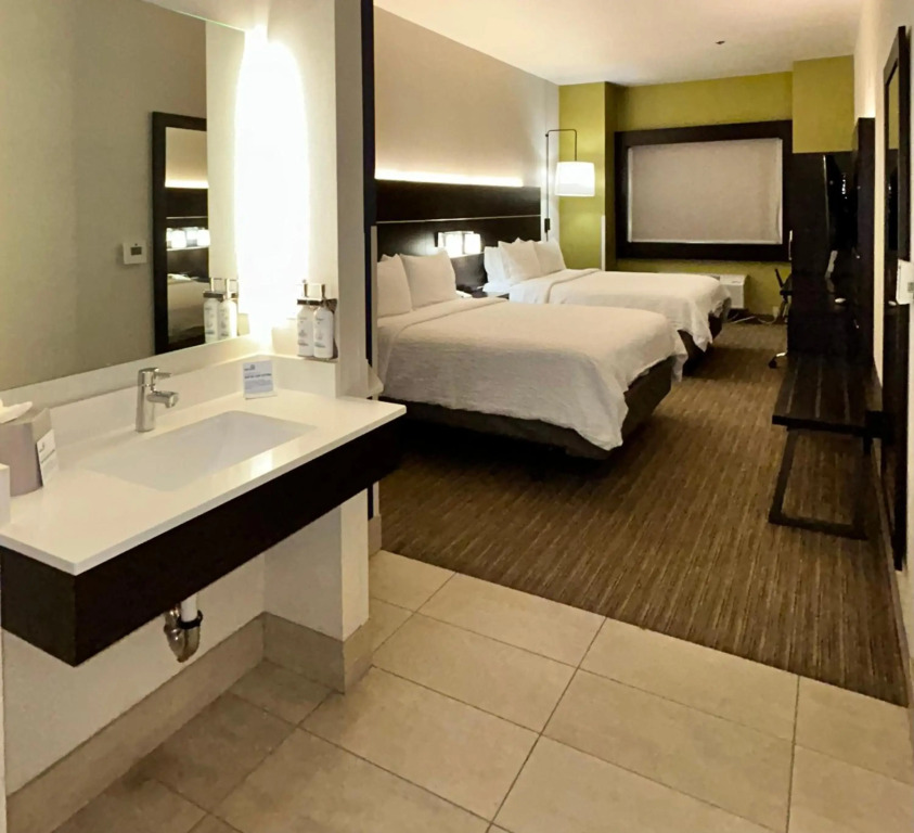 Holiday Inn Express Madera by IHG