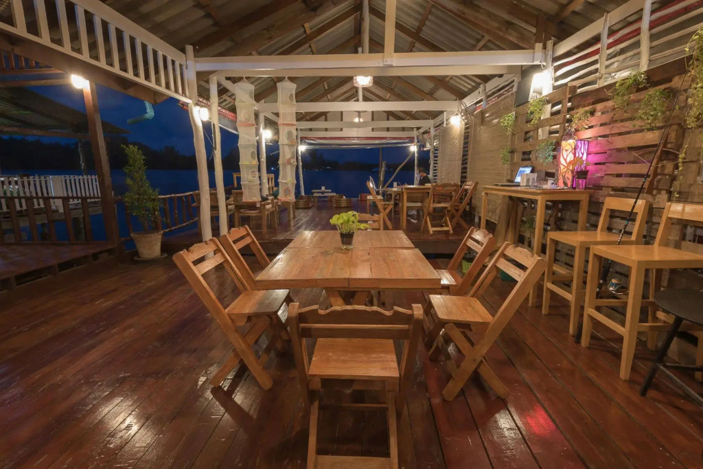 Sincere Guest House & Restaurant