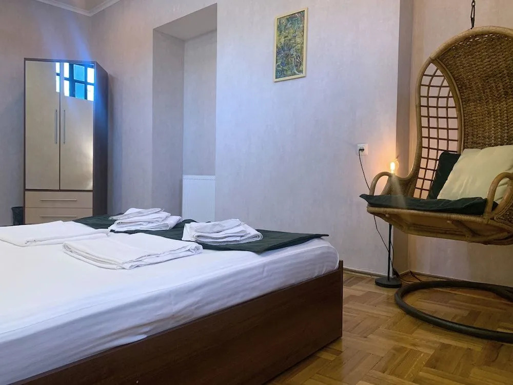 Anbani Hotel City Center