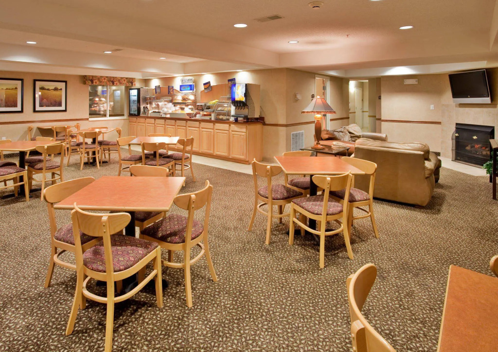 Holiday Inn Express Warrenton by IHG