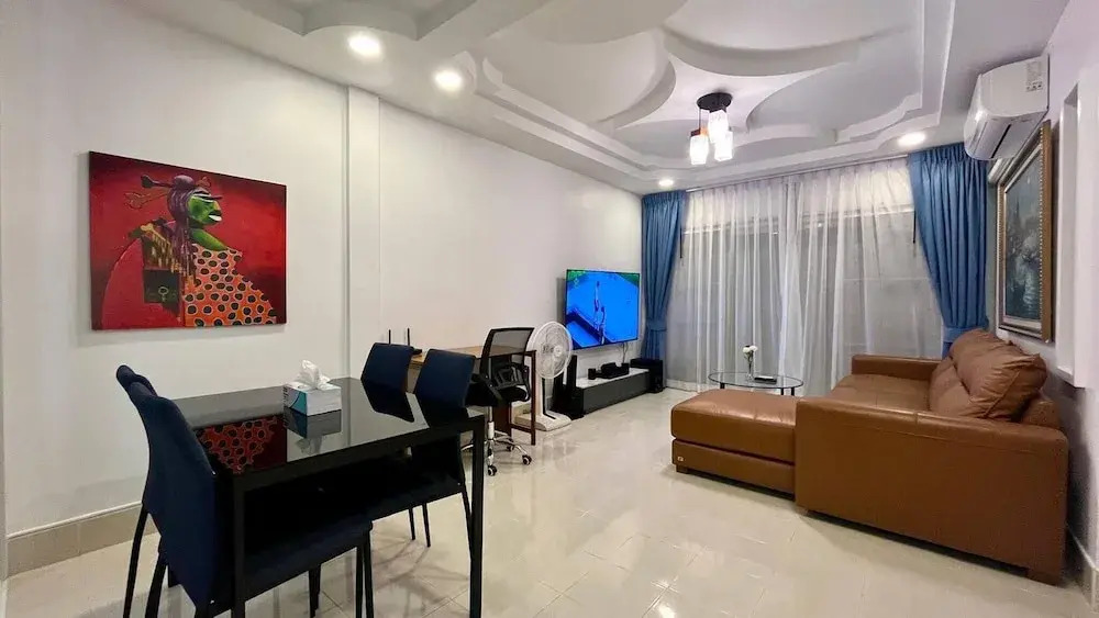 Valley 40 - 2 bdr Private Villa Near Phuket Town