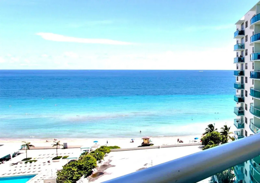 Hallandale Beach Intracoastal View Apartments
