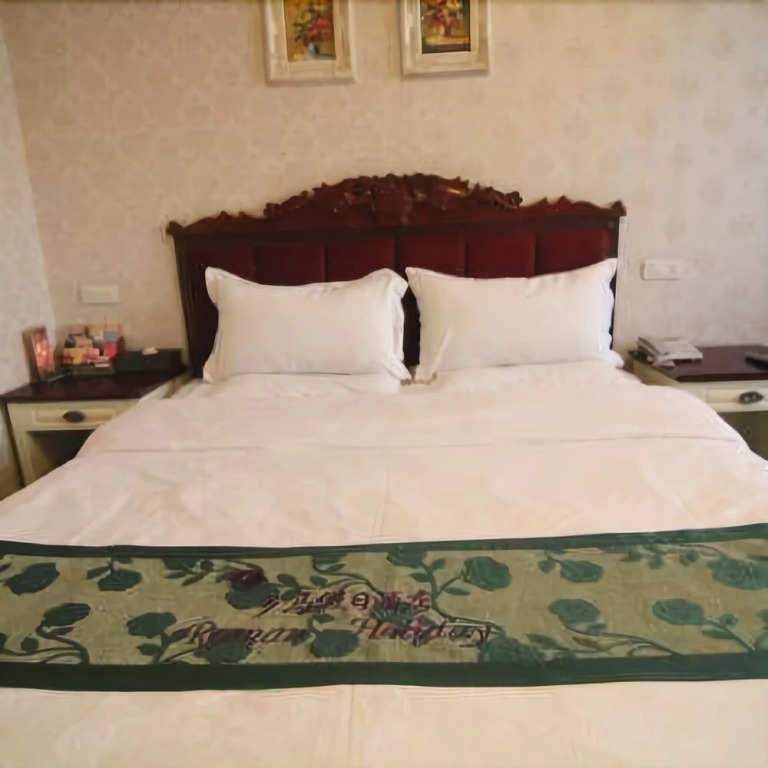 Roman Holiday Hotel