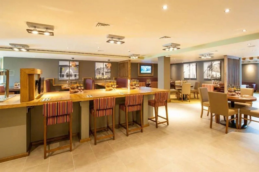Premier Inn London Hendon - The Hyde