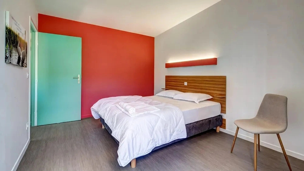 6-person Apartment in Motz