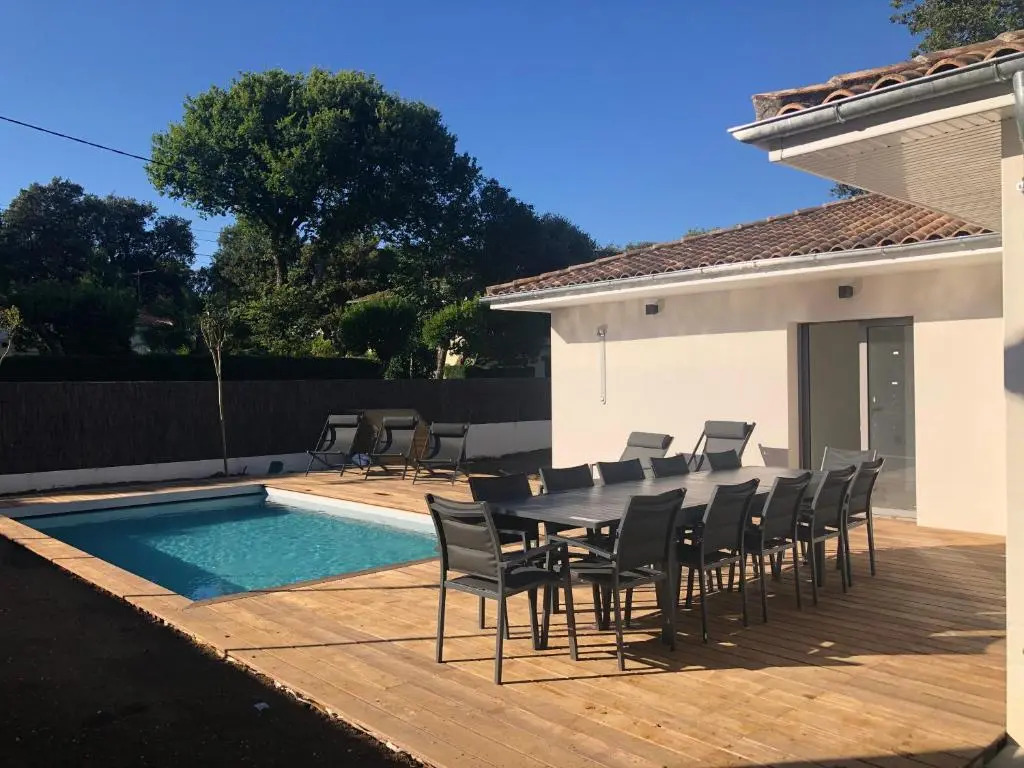 Villa- Vaux sur mer -200m plage Nauzan - Piscine