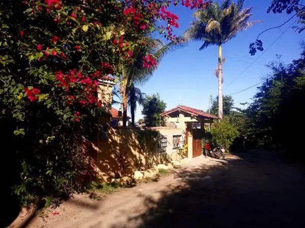 Novos Baianos Hostel e Pousada