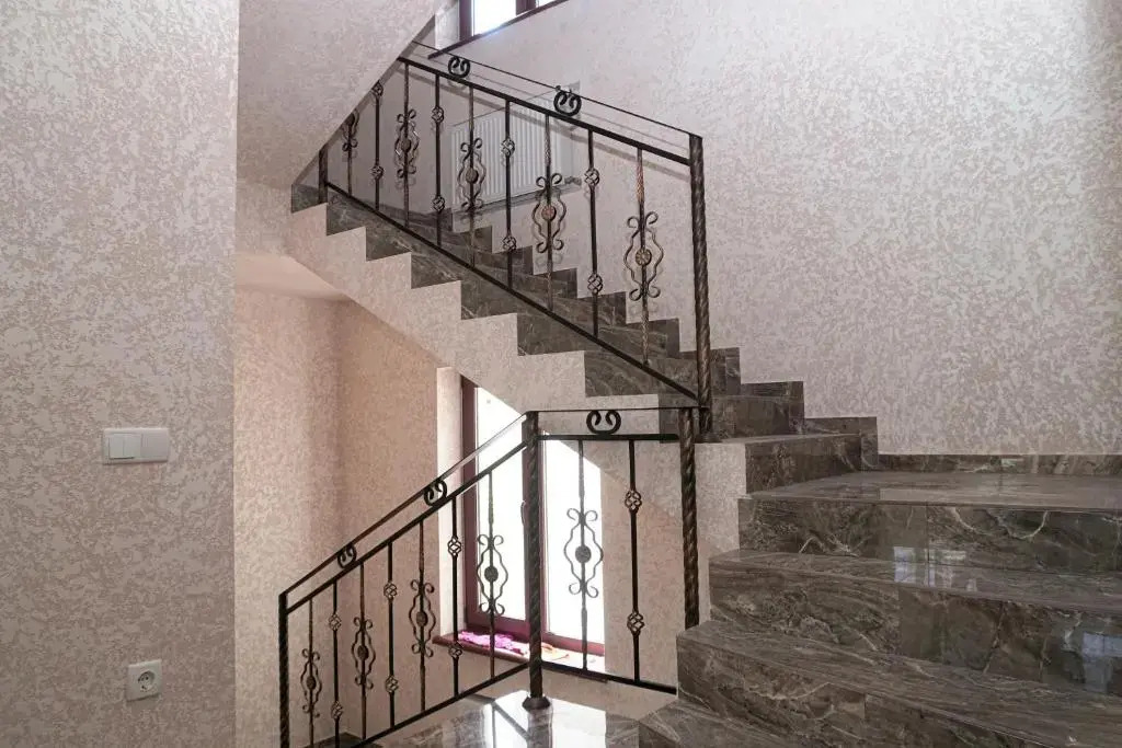 ARKADIYA HOUSE