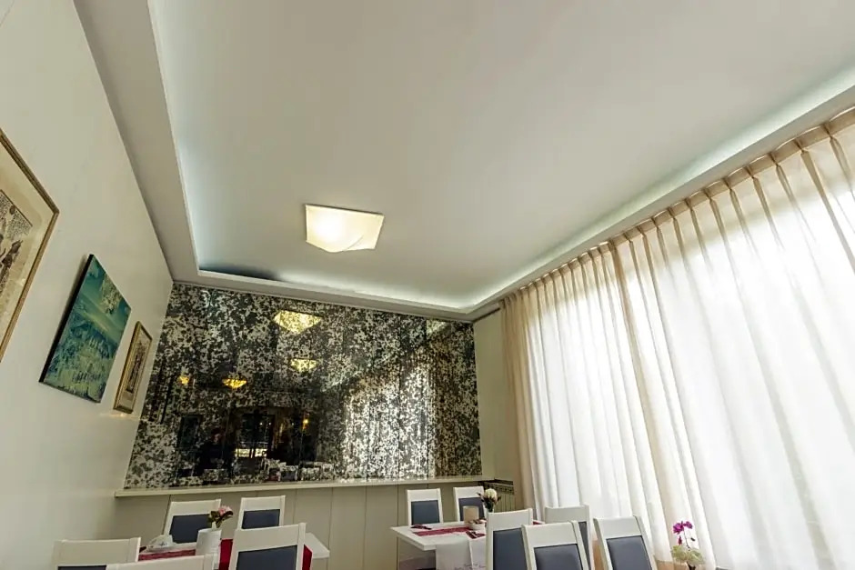Hotel Roma