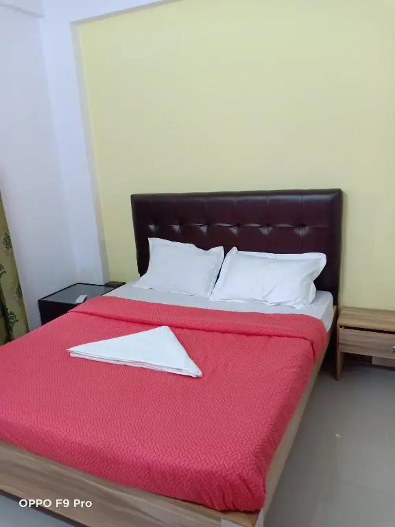 HILL VIEW RESIDENCE ROOM No 4