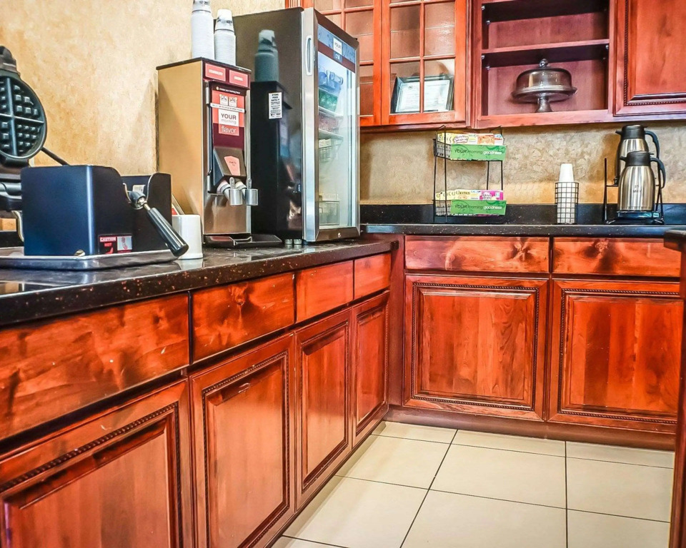 Quality Inn & Suites Roswell North