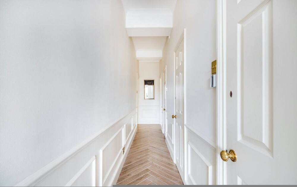 The Baby s Breath 2 Bedroom With Patio in Chelsea
