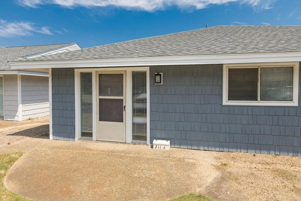 Mk56 13a 2 Bedroom Apts by RedAwning