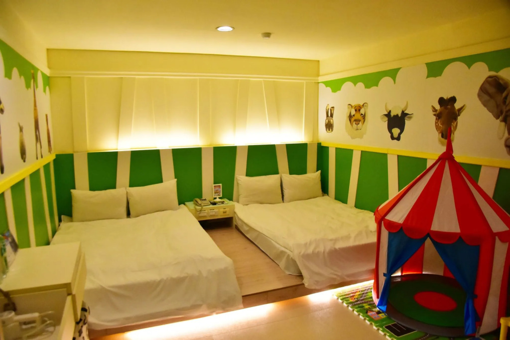 Kiwi Express Hotel - Zhong Zheng Branch