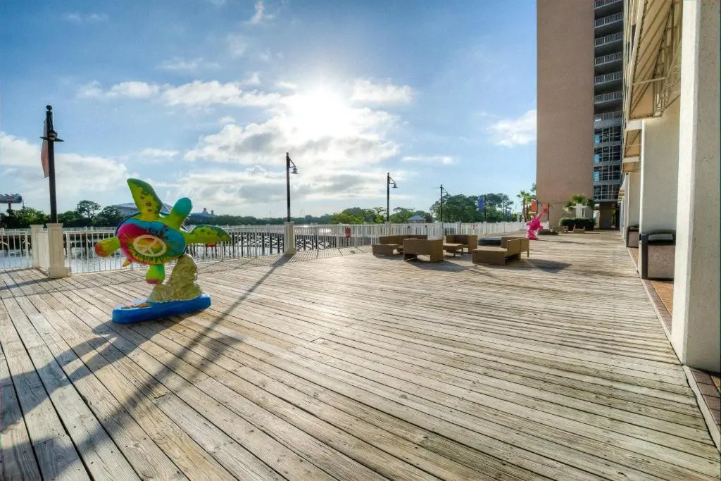 Laketown Wharf 429 By ZIA VR