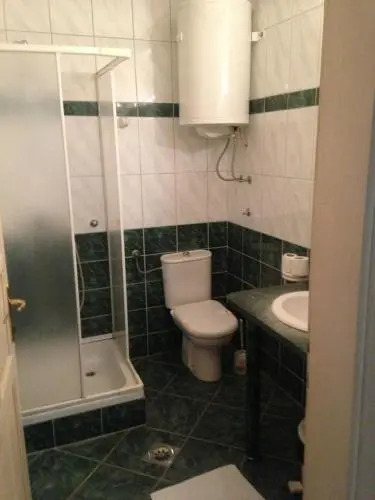 Damjan Hotel
