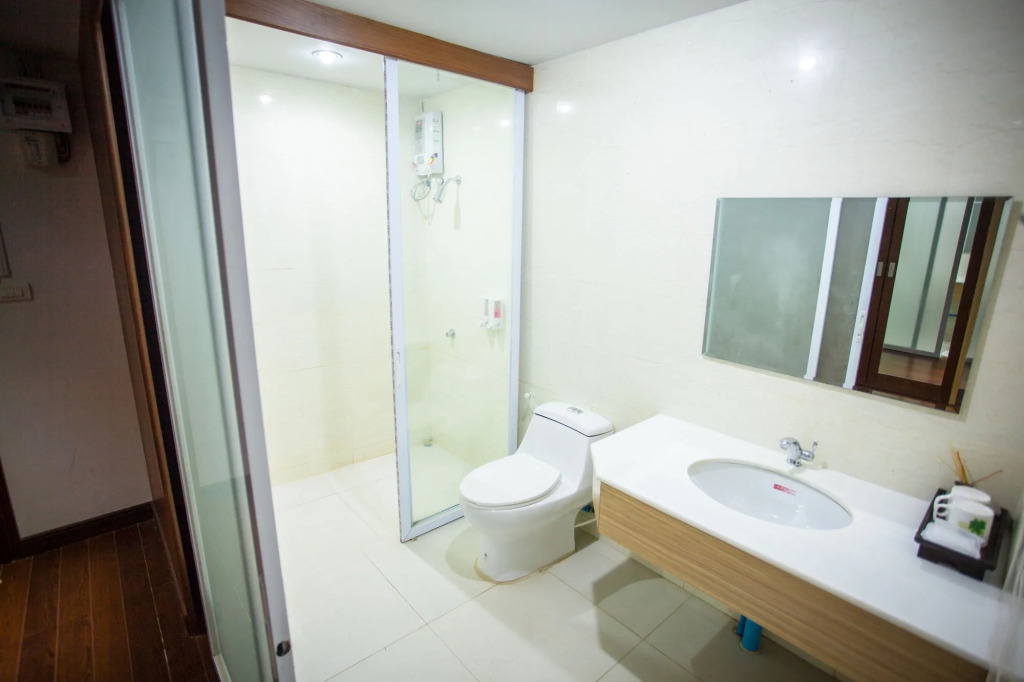 NH Elegant Hotel